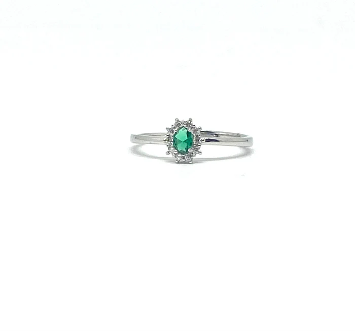 Anello Fantasia in Argento con pietra colore Verde Smeraldo